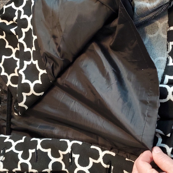 GRACE ELEMENTS SIZE L SHORT JACKET EXCELLENT CONDITION BLACK AND WHITE - Picture 5 of 15